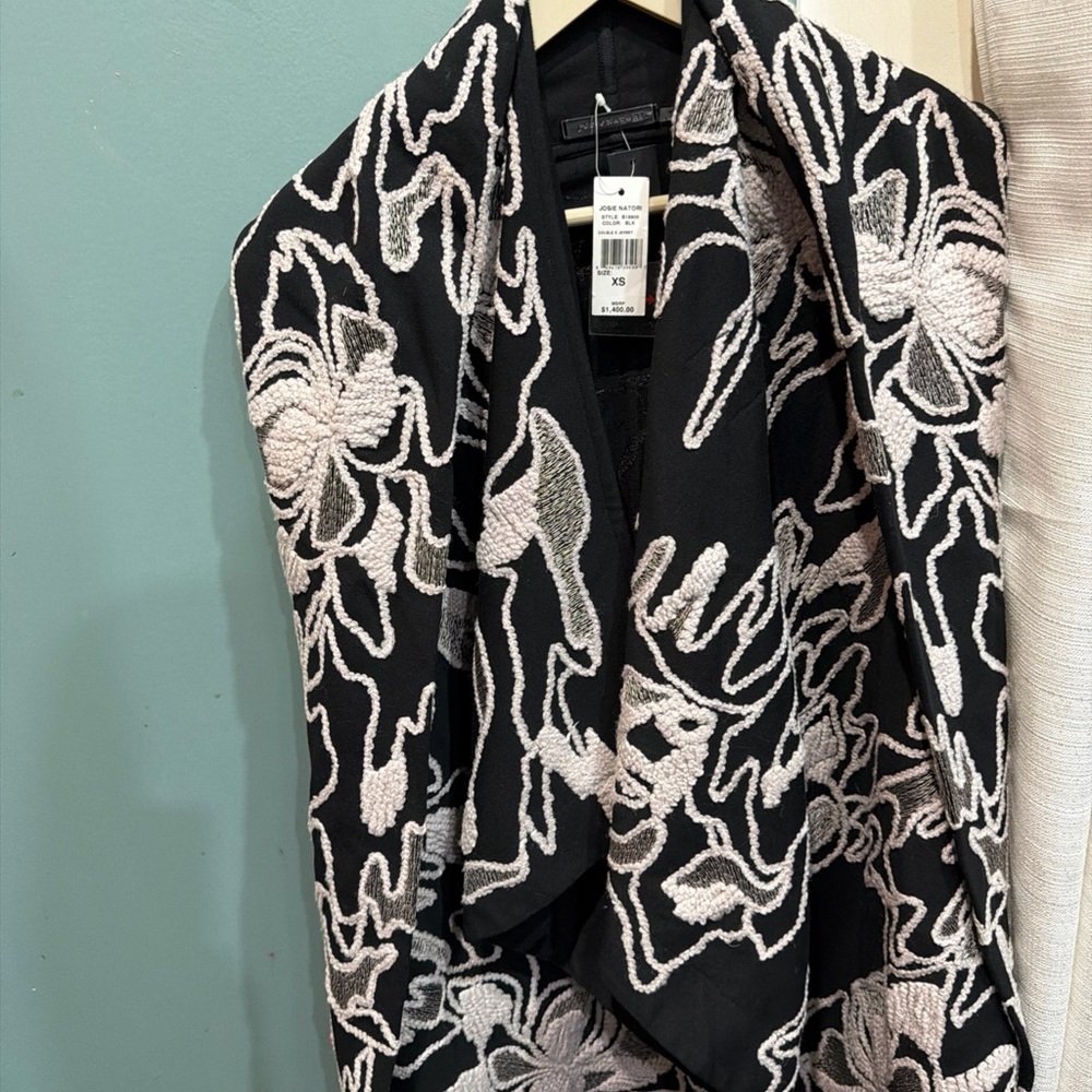 Natori Black and Cream Floral Blazer